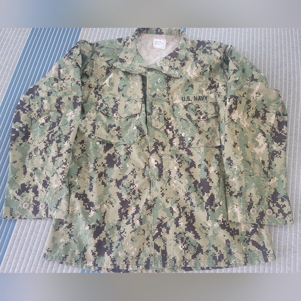 US Navy NWU Type III Blouse Large-Long Digital Camo‎ Working Uniform Used